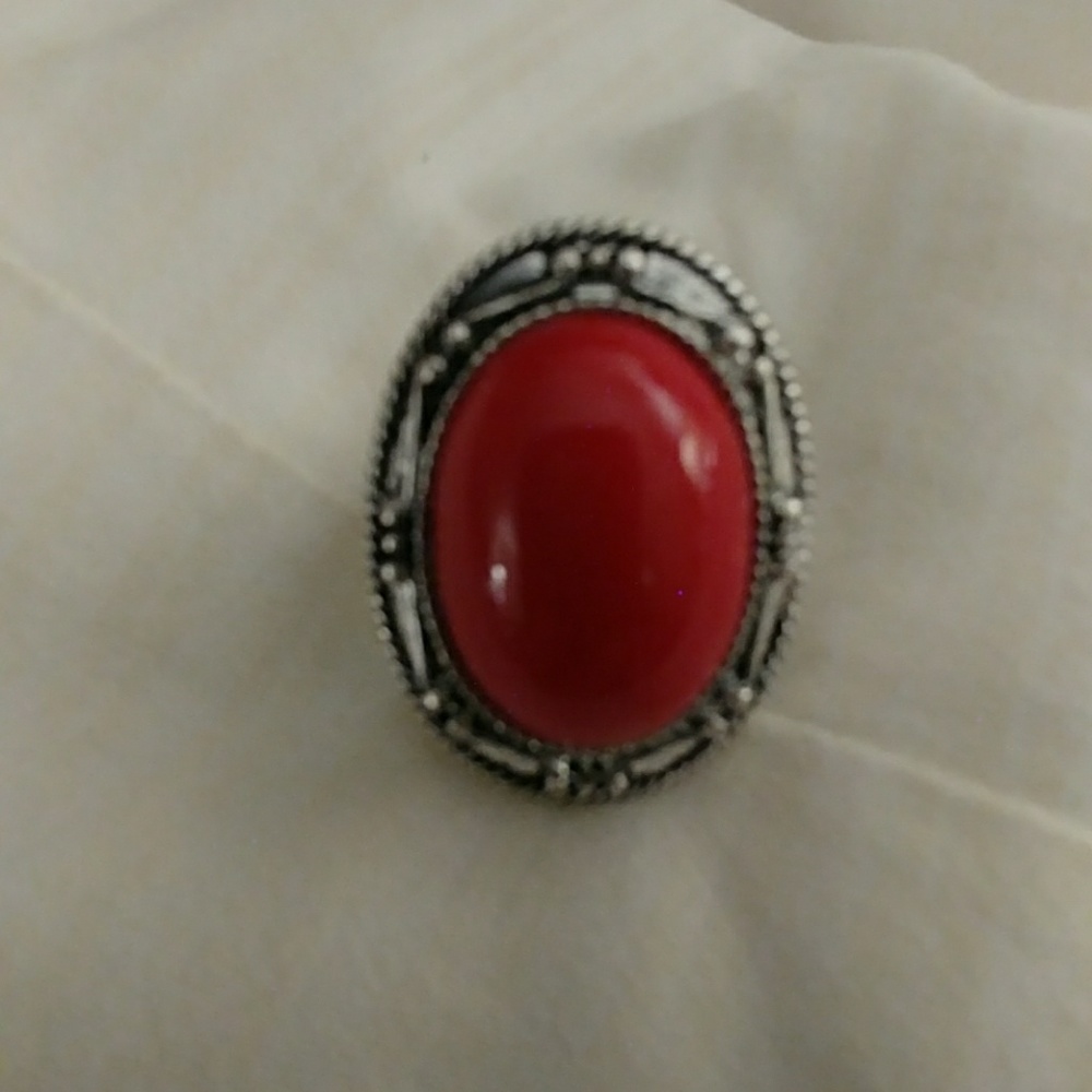 Woman's ring - Picture 4 of 5
